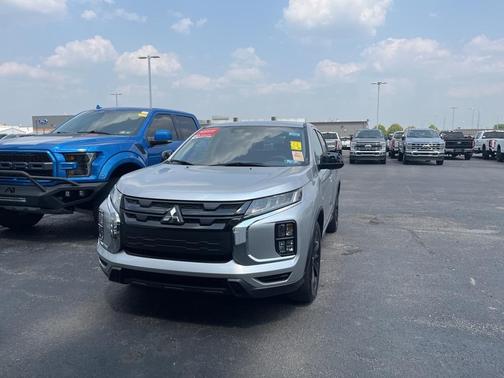 2023 Mitsubishi Outlander Sport 2.0 LE