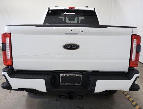 2025 Ford F-350 Lariat Super Duty