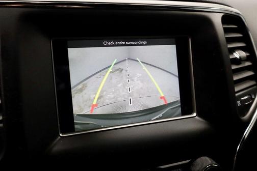 2018 Jeep Grand Cherokee Laredo E