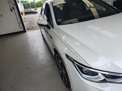 2024 Volkswagen Golf GTI 2.0T S