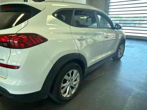 Dazzling White 2019 Hyundai TUCSON VALUE