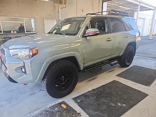 2022 Toyota 4Runner TRD OFF ROAD PREMIUM
