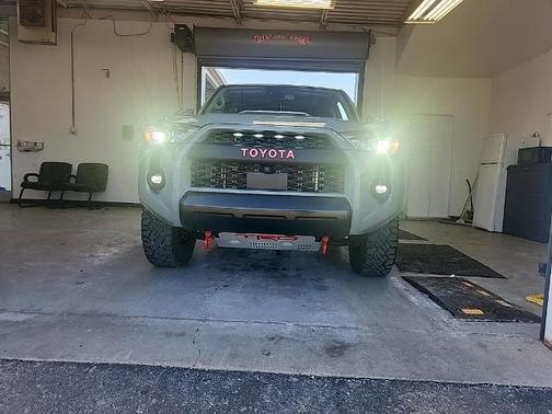 2022 Toyota 4Runner TRD OFF ROAD PREMIUM