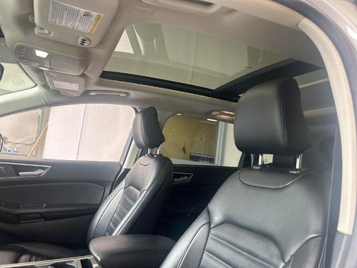 OXFORD WHITE 2023 Ford Edge SEL