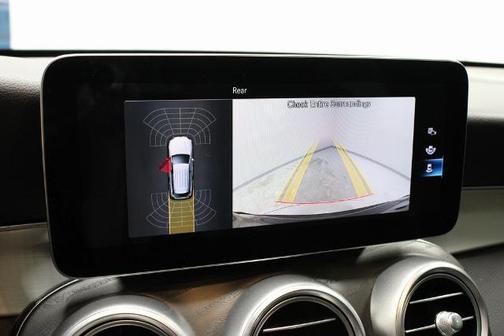 2021 Mercedes-Benz GLC 300 BASE