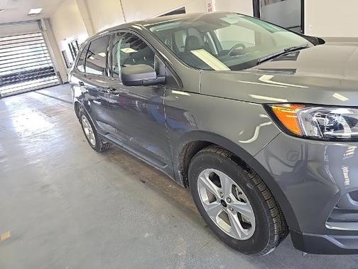 2023 Ford Edge SE