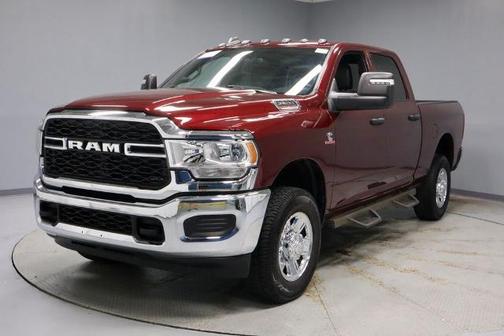 Delmonico Red Pearlcoat 2024 RAM 2500 TRADESMAN