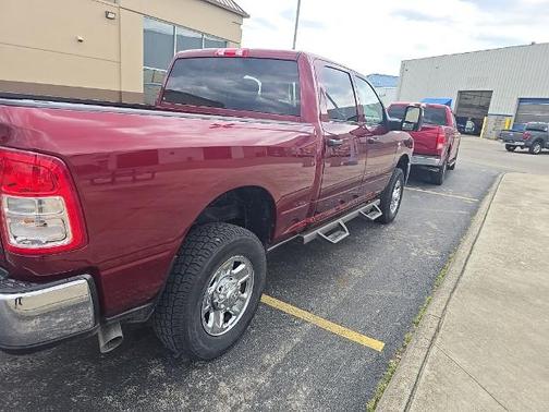 Delmonico Red Pearlcoat 2024 RAM 2500 TRADESMAN