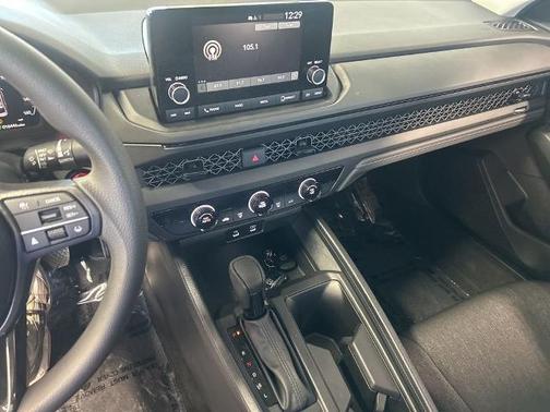 Crystal Black Pearl 2025 Honda Accord LX