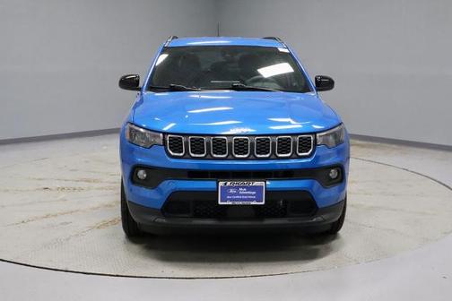 Hydro Blue Pearlcoat 2024 Jeep Compass LATITUDE LUX