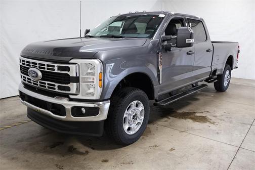 2026 Ford F-350 XLT