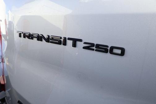 2026 Ford Transit-250 148 WB Medium Roof Cargo