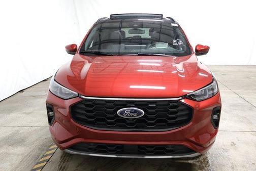2025 Ford Escape ST-Line Elite