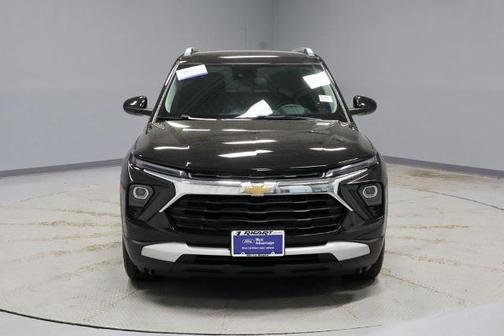 Mosaic Black Metallic 2024 Chevrolet Trailblazer LT