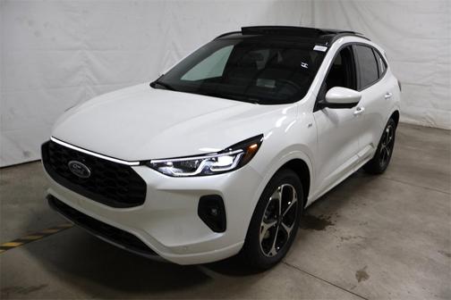 2025 Ford Escape ST-Line Elite