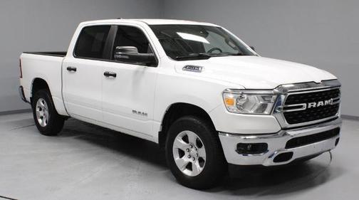 Bright White Clearcoat 2023 RAM 1500 BIG HORN/LONE STAR