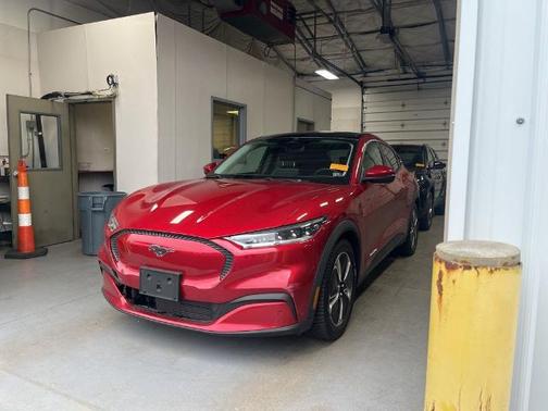 2021 Ford Mustang Mach-E SELECT