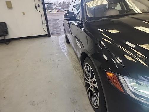 2020 Jaguar XF 30T PRESTIGE