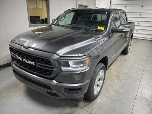 Granite Crystal Clearcoat Metallic 2022 RAM 1500 BIG HORN/LONE STAR