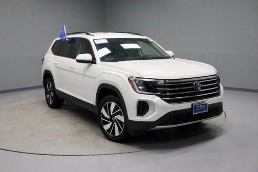 2024 Volkswagen Atlas 2.0T SE w/Technology