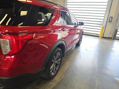 RAPID RED MET TINTED CC 2021 Ford Explorer XLT