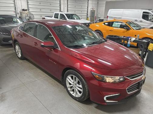 2017 Chevrolet Malibu LT W/1LT