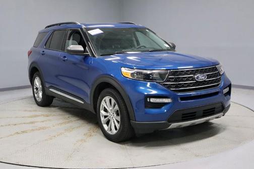 ATLAS BLUE METALLIC 2023 Ford Explorer XLT