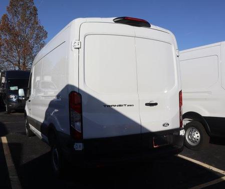 2026 Ford Transit-250 148 WB Medium Roof Cargo