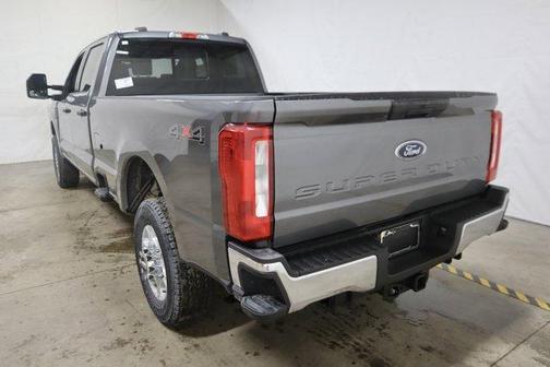 2025 Ford F-350 XLT