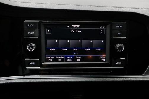 Opal White Pearl Effect 2023 Volkswagen Jetta 1.5T SE