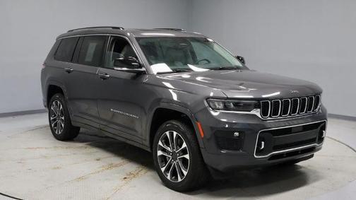 Metallic 2023 Jeep Grand Cherokee OVERLAND