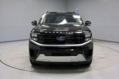AGATE BLACK METALLIC 2025 Ford Expedition PLATINUM