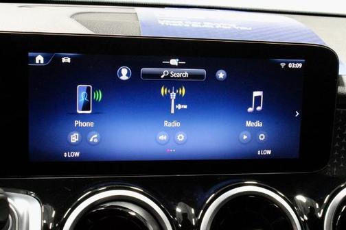 2025 Mercedes-Benz GLB 250 BASE