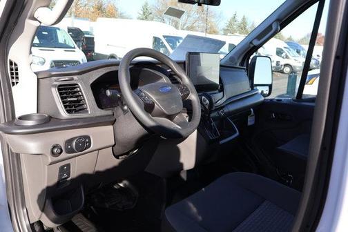 2026 Ford Transit-250 148 WB Medium Roof Cargo