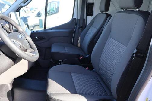 2026 Ford Transit-250 148 WB Medium Roof Cargo