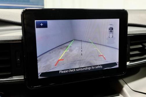 ICONIC SILVER METALLIC 2023 Ford Explorer XLT