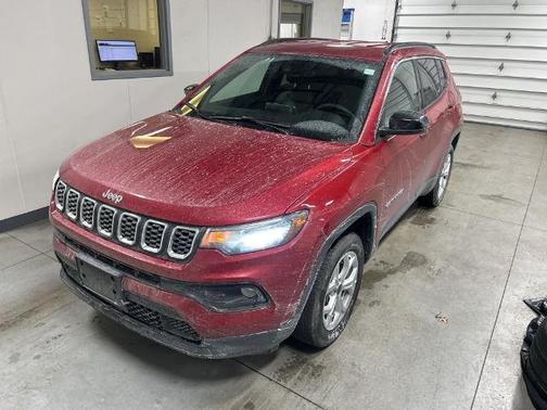 Red 2025 Jeep Compass LATITUDE