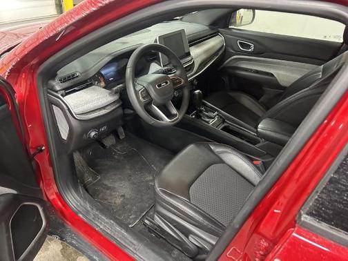 Red 2025 Jeep Compass LATITUDE