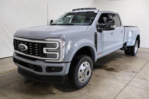 2026 Ford F-450 Platinum