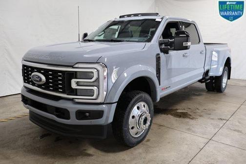 2026 Ford F-450 Platinum