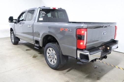 2025 Ford F-350 Lariat Super Duty