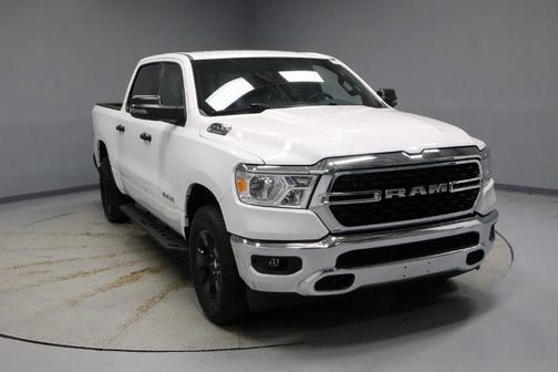 Bright White Clearcoat 2023 RAM 1500 BIG HORN/LONE STAR