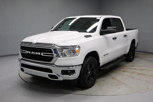 Bright White Clearcoat 2023 RAM 1500 BIG HORN/LONE STAR