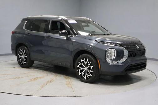 Graphite Gray 2024 Mitsubishi Outlander SE BLACK EDITION