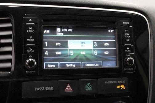 2017 Mitsubishi Outlander ES