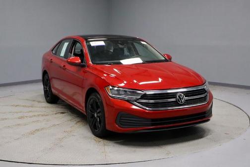 Kings Red 2023 Volkswagen Jetta 1.5T SE