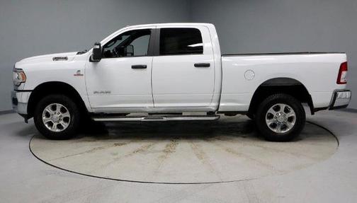 Bright White Clearcoat 2024 RAM 2500 BIG HORN