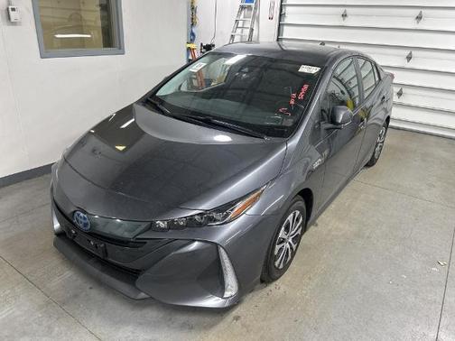 2021 Toyota Prius Prime LE