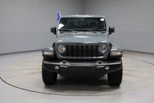 Anvil Clearcoat 2024 Jeep Gladiator SPORT