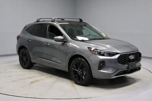 CARBONIZED GRAY METALLIC 2025 Ford Escape ST-LINE ELITE